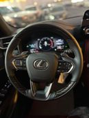 لكزس LS600h Signature