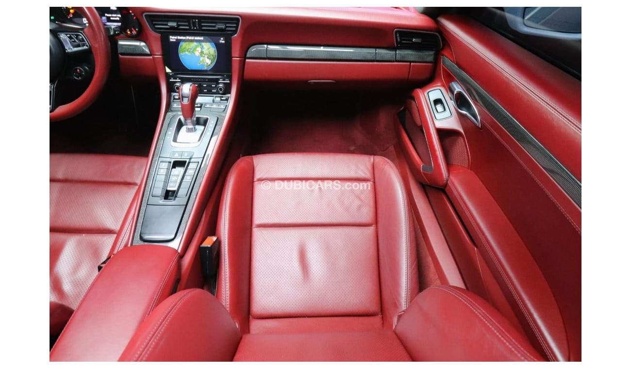 بورش 911 كاريرا