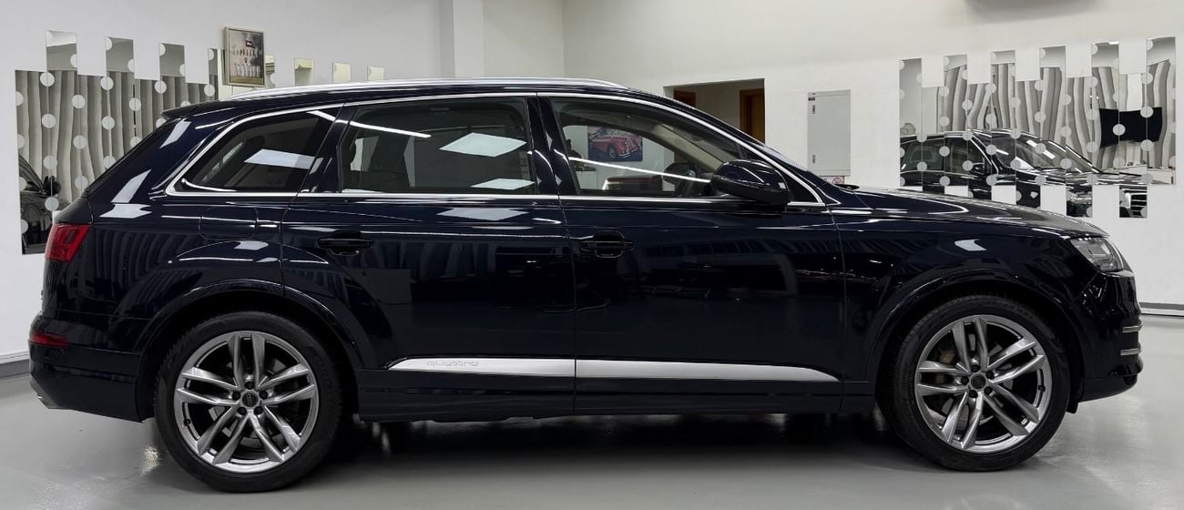 أودي Q7 45 TFSI quattro S-Line Luxury 3.0L