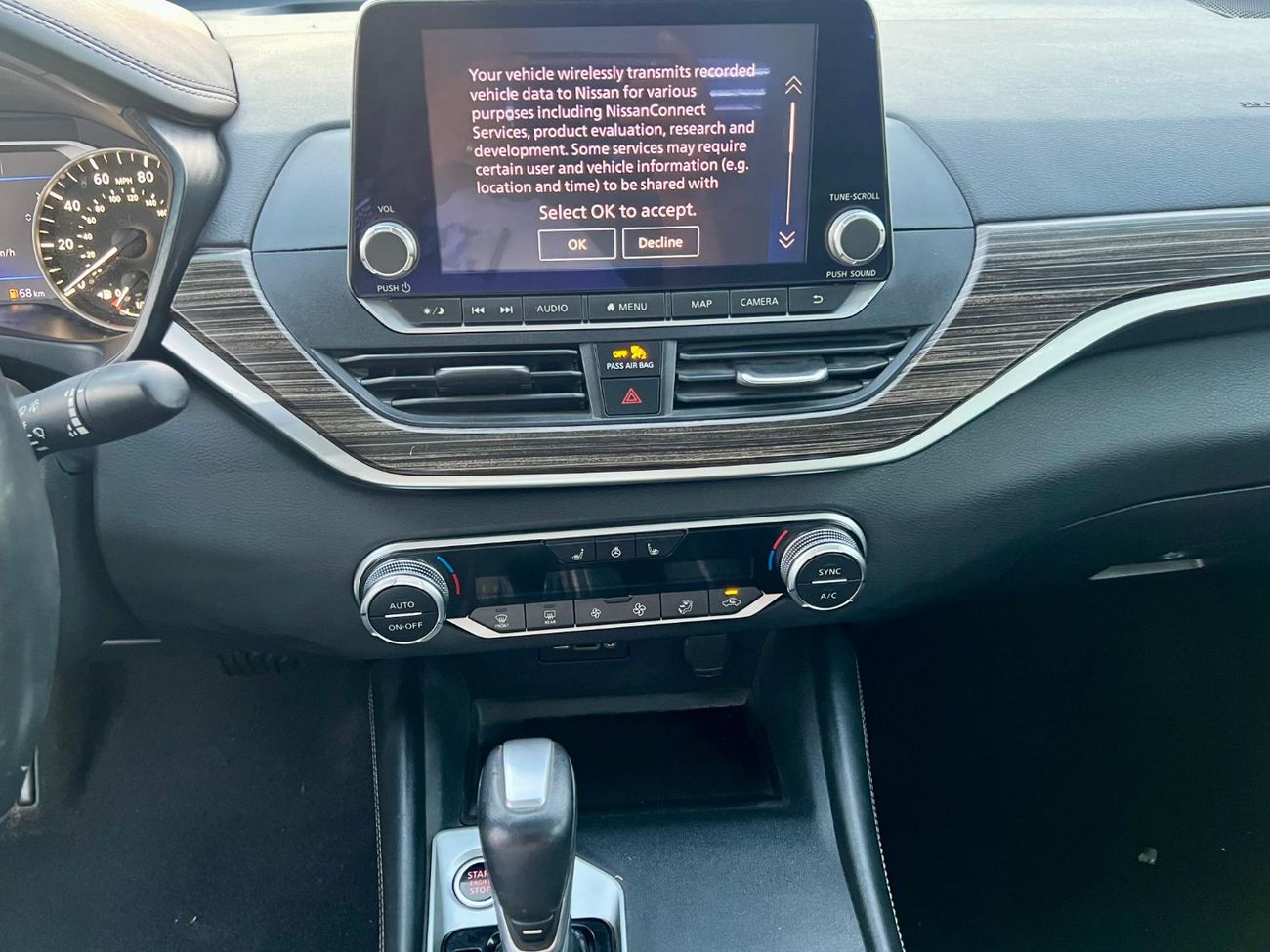 Nissan Altima SL 2.5L full option auto drive warranty one year