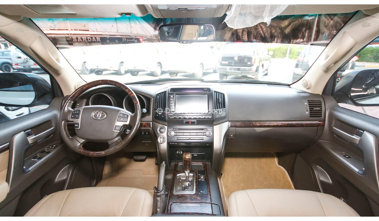 Toyota Land Cruiser VXR