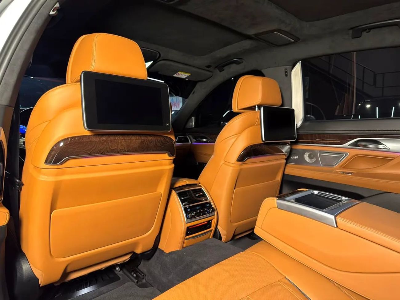 BMW 750Li 750Li xDrive M Sport | GCC | 4.4L V8 | Luxury