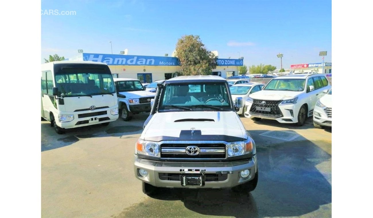 Toyota Land Cruiser Pick Up DISEIL  HARD TOP