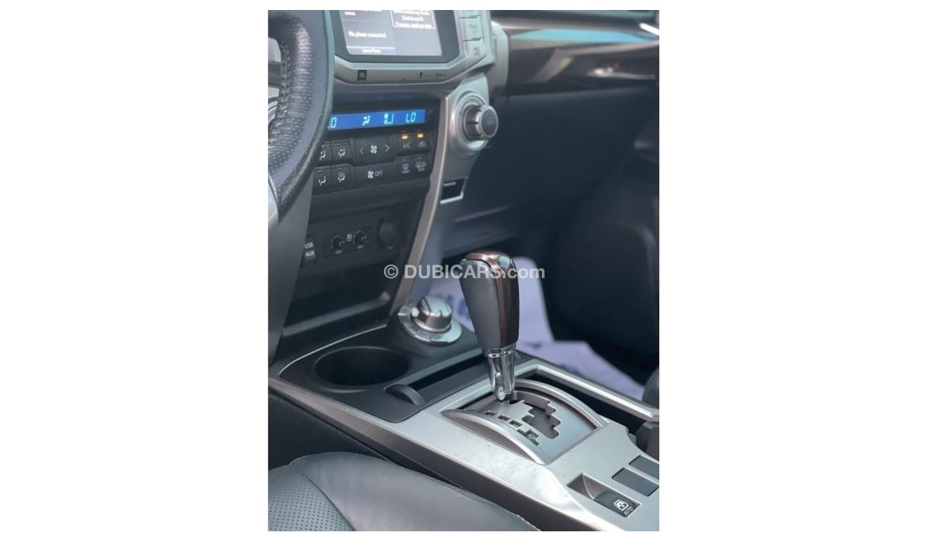 Toyota 4Runner *Offer*2016 TOYOTA 4RUNNER SR5 LIMITED EDITION V-6 4x4 FULL OPTION 7-SEATER / EXPORT ONLY