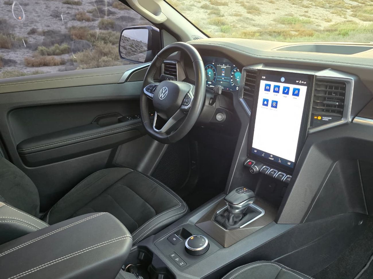 Volkswagen Amarok Highline 2.0T VOLKSWAGEN AMAROK 2023 GCC // FSH // UNDER WARRANTY // FULL OPTION // PERFECT CONDITIO