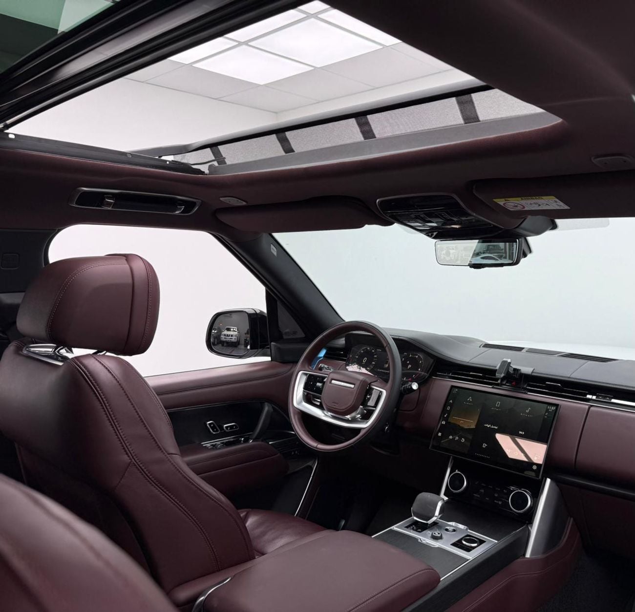 Land Rover Range Rover 2023 Range Rover HSE P530, 2027 RR Warranty, 2028 RR Service Pack, Full RR Service History, GCC