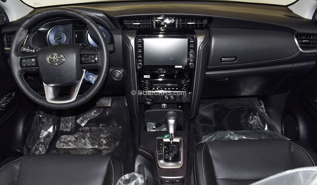 Toyota Fortuner 2023 Toyota Fortuner 4x4 4.0 High Option P AT | Climate Control + Cruise Control + Rear Cam + Diff L