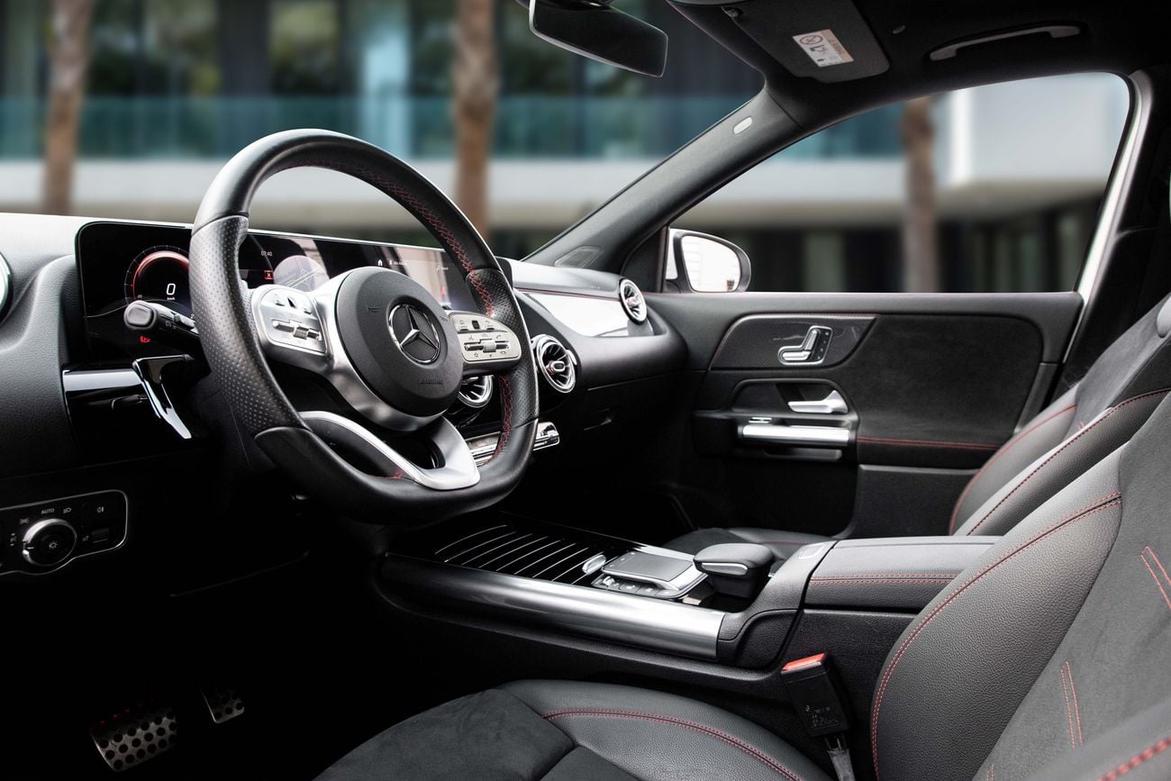 Mercedes-Benz GLA 200 GLA 200 | 2,331 P.M | 0% Downpayment | IMMACULATE!