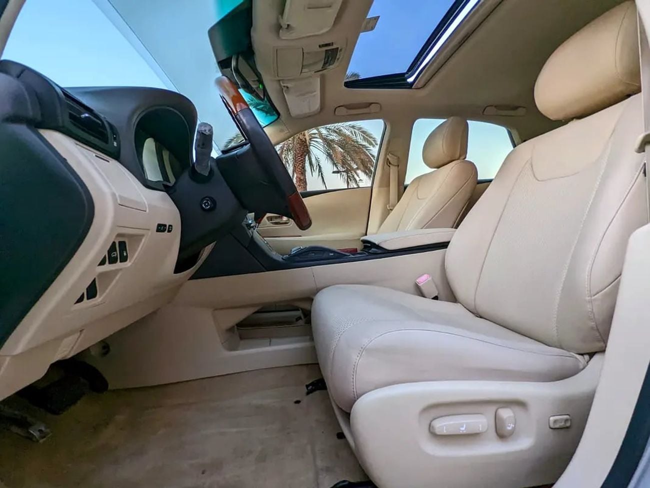 لكزس RX 350 RX 350 Standard | GCC Specs | Well Maintained Clean With Low KM Perfect Family SUV
