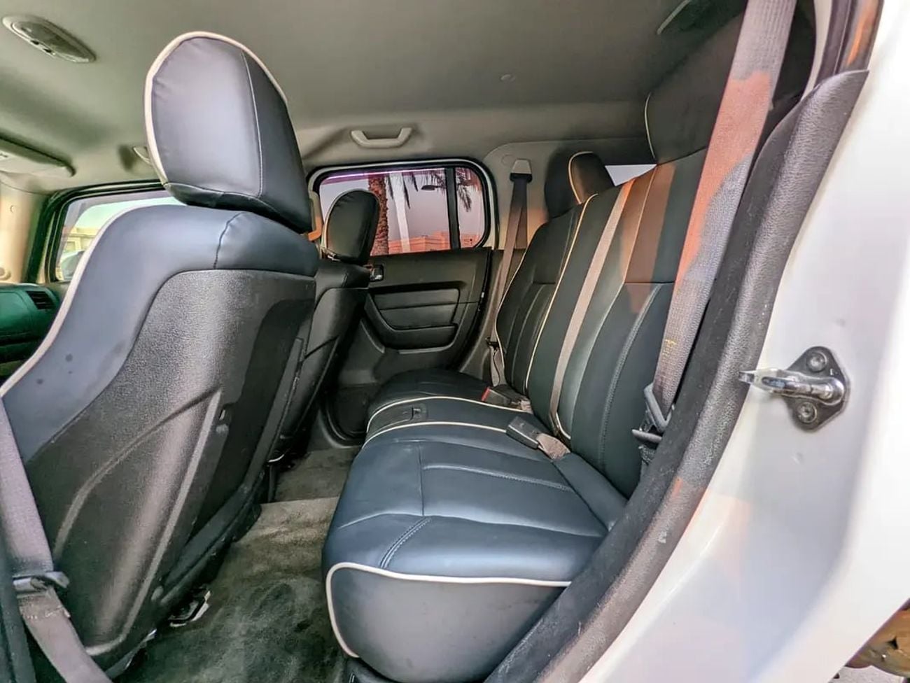 هامر H3 GCC Premium Condition With Leather seats Navigation Low Km Perfect Family Suv