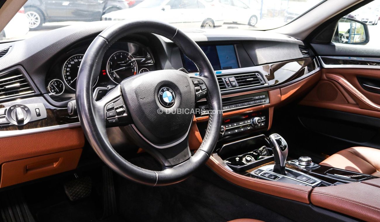 بي أم دبليو 528i i