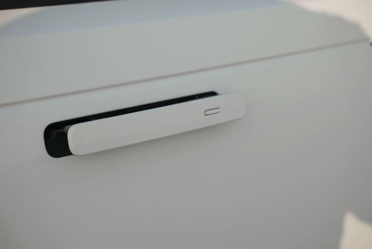 Land Rover Range Rover Velar 2024 Rang Rover Velar Dynamic 2.0L AWD White 0Km