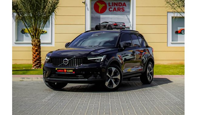 Volvo XC 40 Volvo XC40 B4 2023 GCC under Agency Warranty and Service Contract with Flexible Down-Payment.
