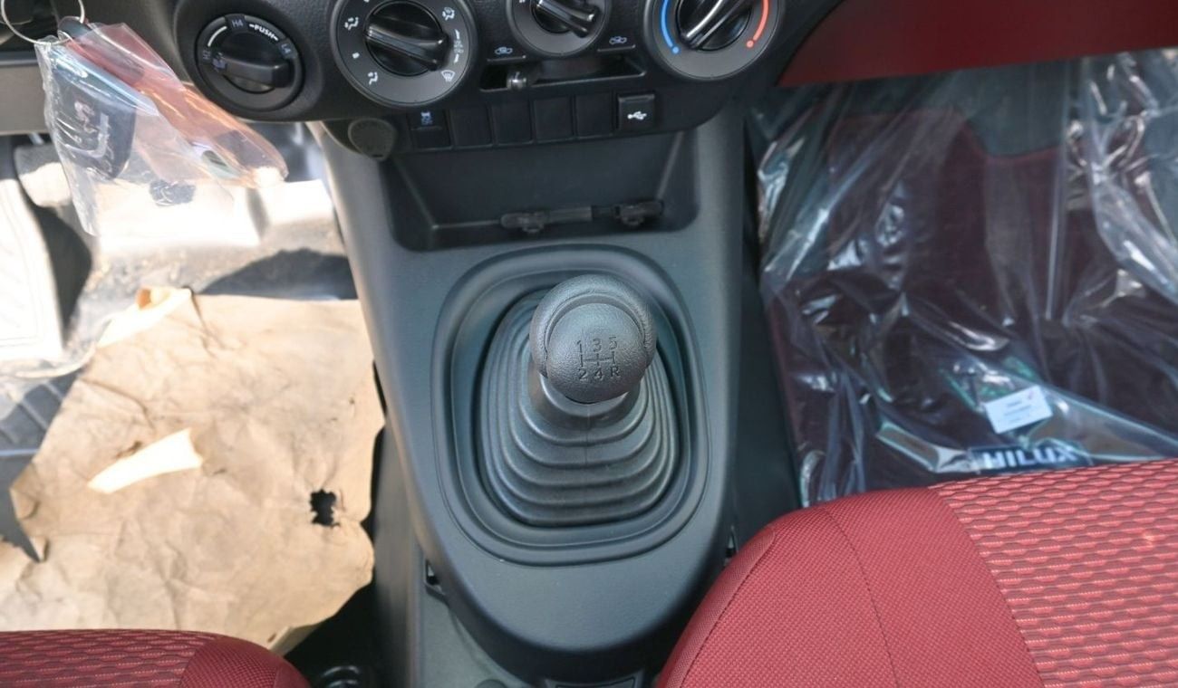 تويوتا هيلوكس Toyota Hilux 2025 2.7L Petrol 4 Cylinders Wheel size 17 inch Single Cab Manual  4WD