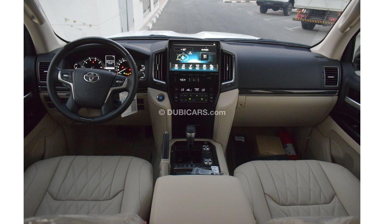 Toyota Land Cruiser 200 GXR V6 4.0L Petrol Grand Touring