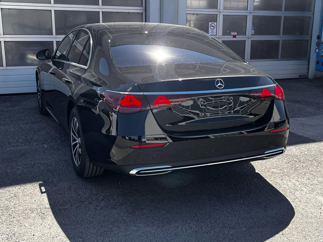 Mercedes Benz E200 E200 (E-Class), 2.0L
