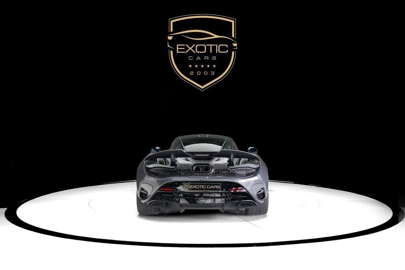 McLaren 750S COUPE