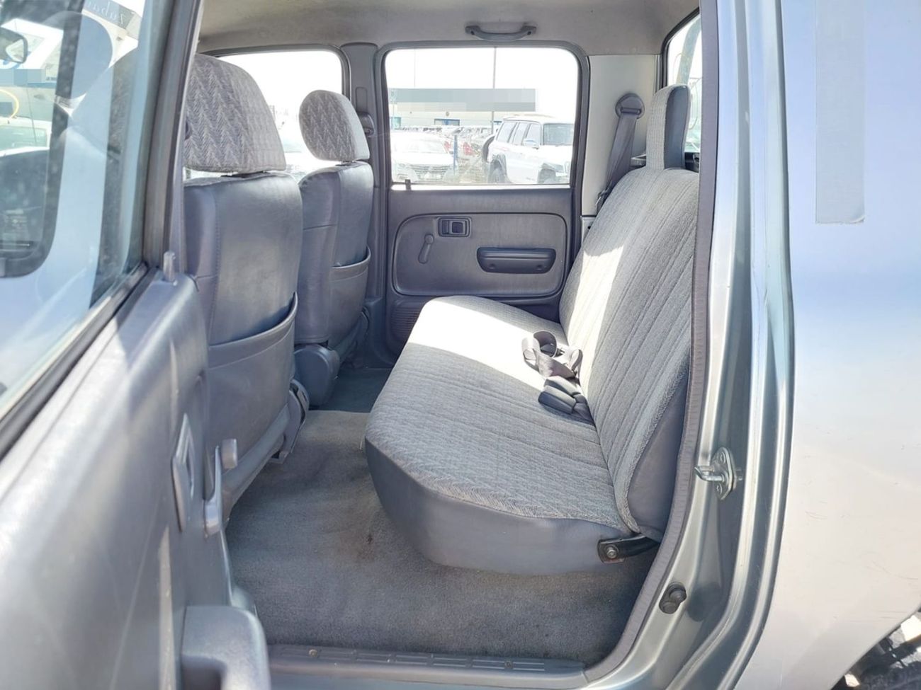 Toyota Hilux TOYOTA HILUX PICKUP RHD 2002 MODEL 3.0 L DIESEL MANUAL(PM26271)