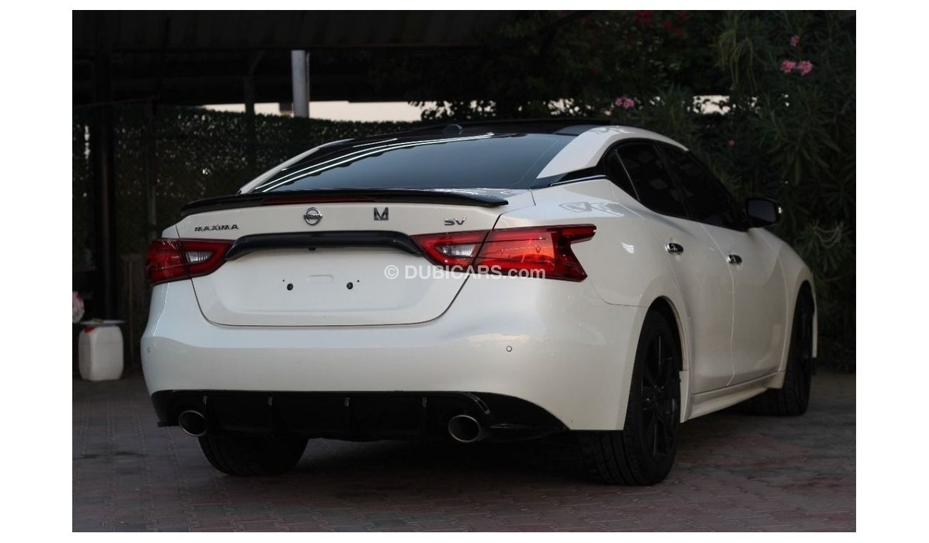 Nissan Maxima SV