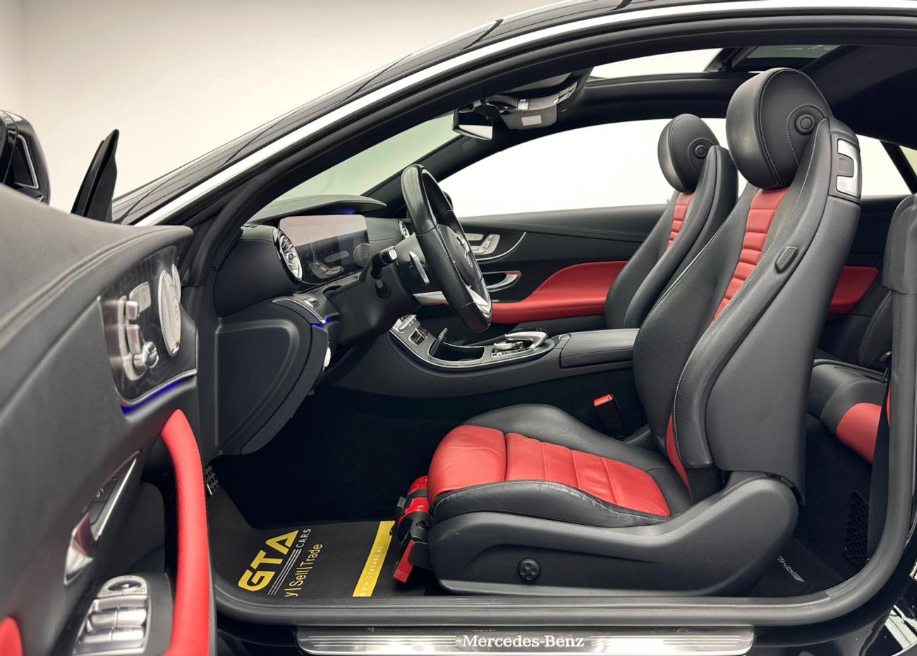 Mercedes-Benz E300 Coupe 2019 Mercedes-Benz E300 Coupe, 1 Year Warranty Unlimited, Full Service History, Excellent Condition,