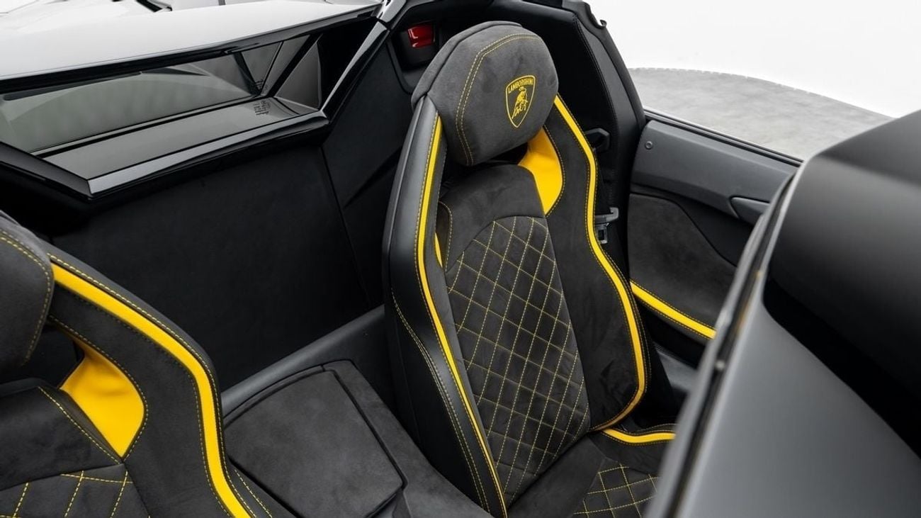 Lamborghini Aventador S Roadster - 2018 - Euro Specs