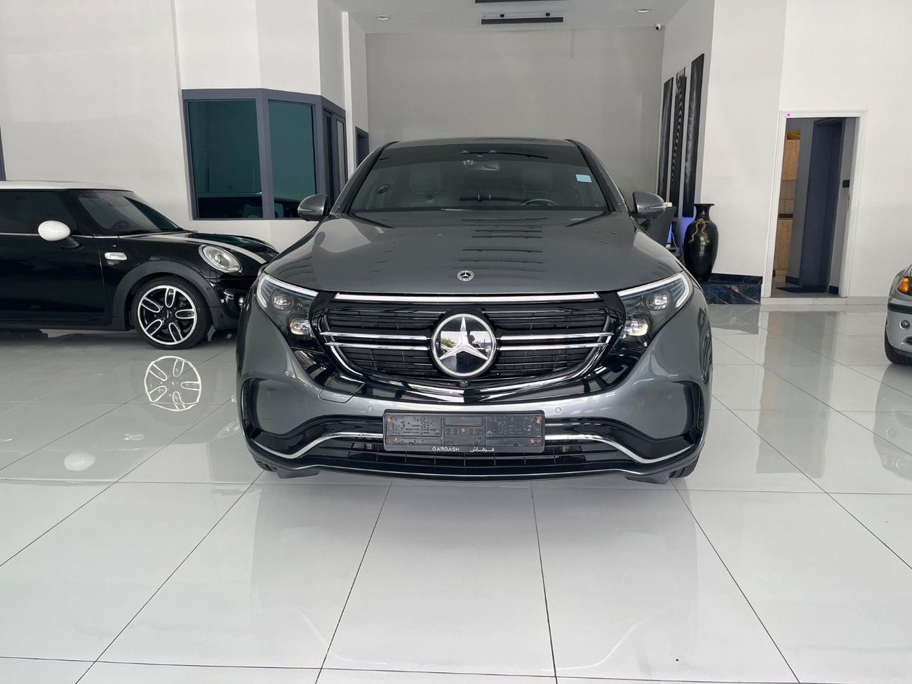 مرسيدس بنز EQC 400 PREMIUM