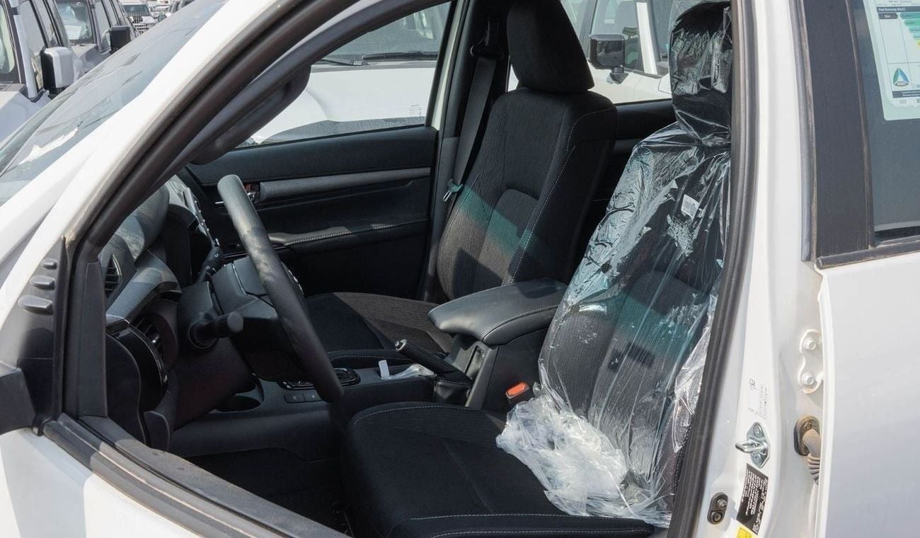 Toyota Hilux 2025 Toyota Hilux Adventure 2.8L Diesel AT (White)