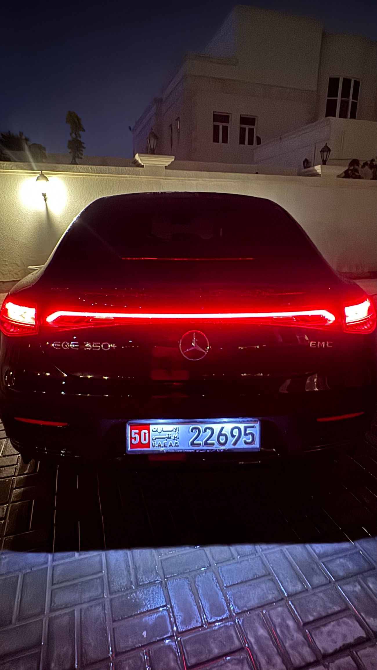 مرسيدس بنز EQE 350+