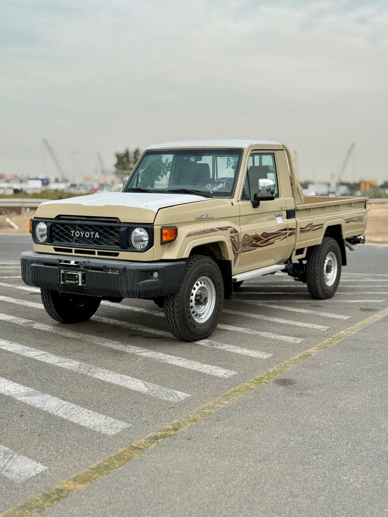 تويوتا لاند كروزر بيك آب SC 4.0L