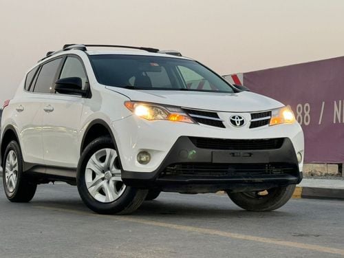 Toyota RAV4 EX 2.5L In excellent condition and requires no expenses