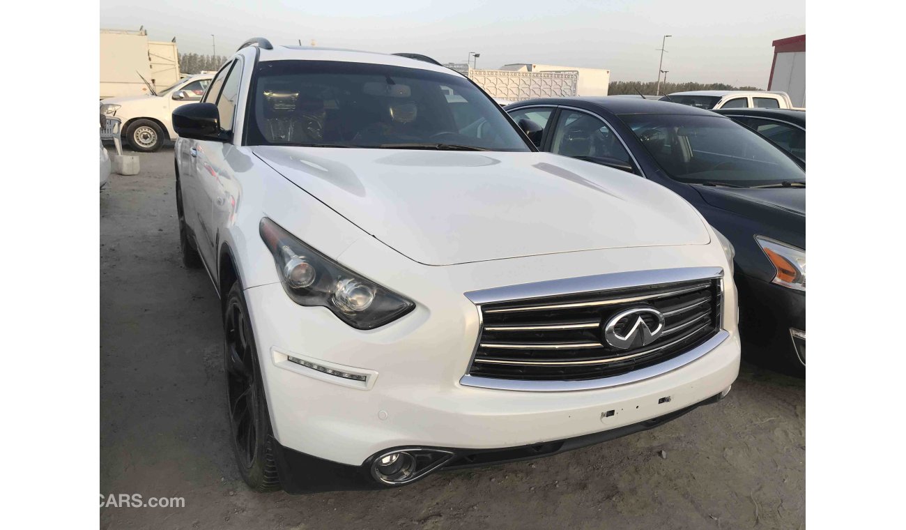 إنفينيتي QX70 بيع او مبادله