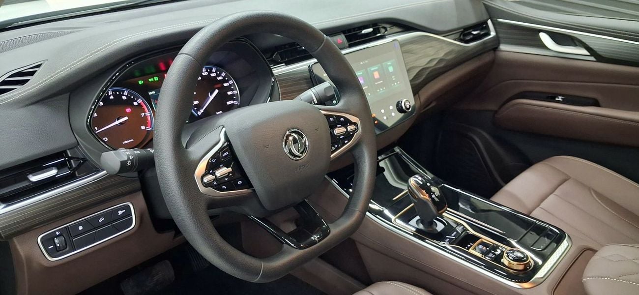 سبروس X300 Spruce X300  4WD By Nissan Company