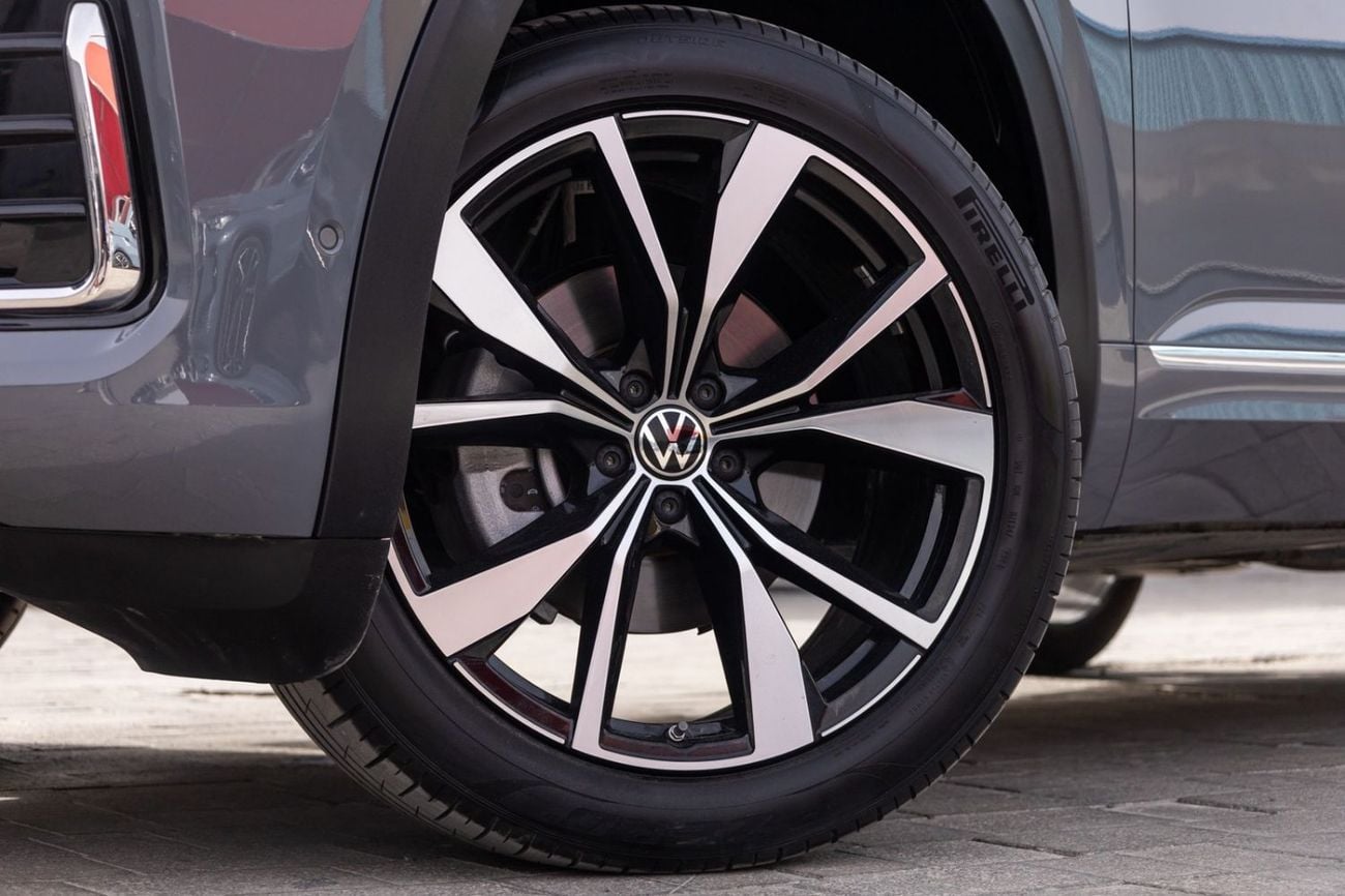 Volkswagen Teramont R LINE Volkswagen Teramont R-Line 2024 GCC | Agency Warranty | Service Contract