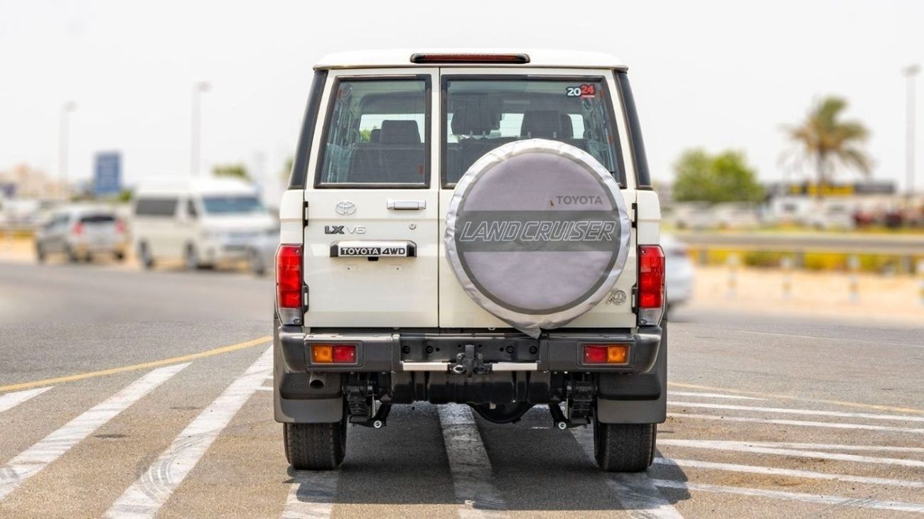 تويوتا لاند كروزر 70 2024 Toyota LC76 4.0L petrol MT Full option
