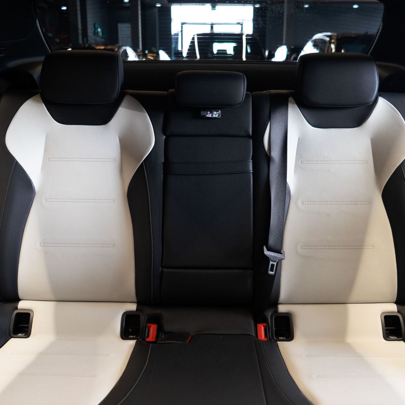 مرسيدس بنز A 180 AED 1,724  pm  • 0% Downpayment • Mercedes A180 AMG • 1 Year Warranty