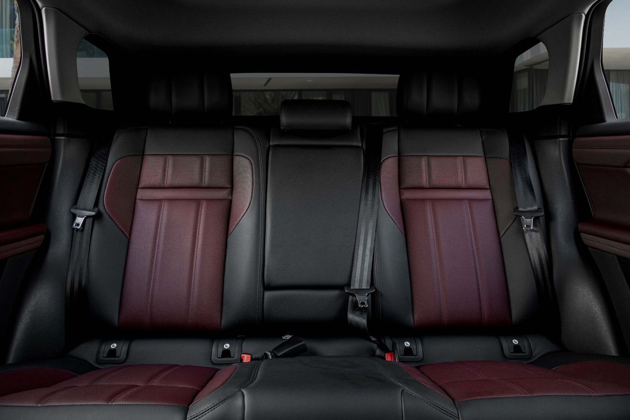 لاند روفر رانج روفر إيفوك Evoque SE P250 R Dynamic | 3,623 P.M  | 0% Downpayment |