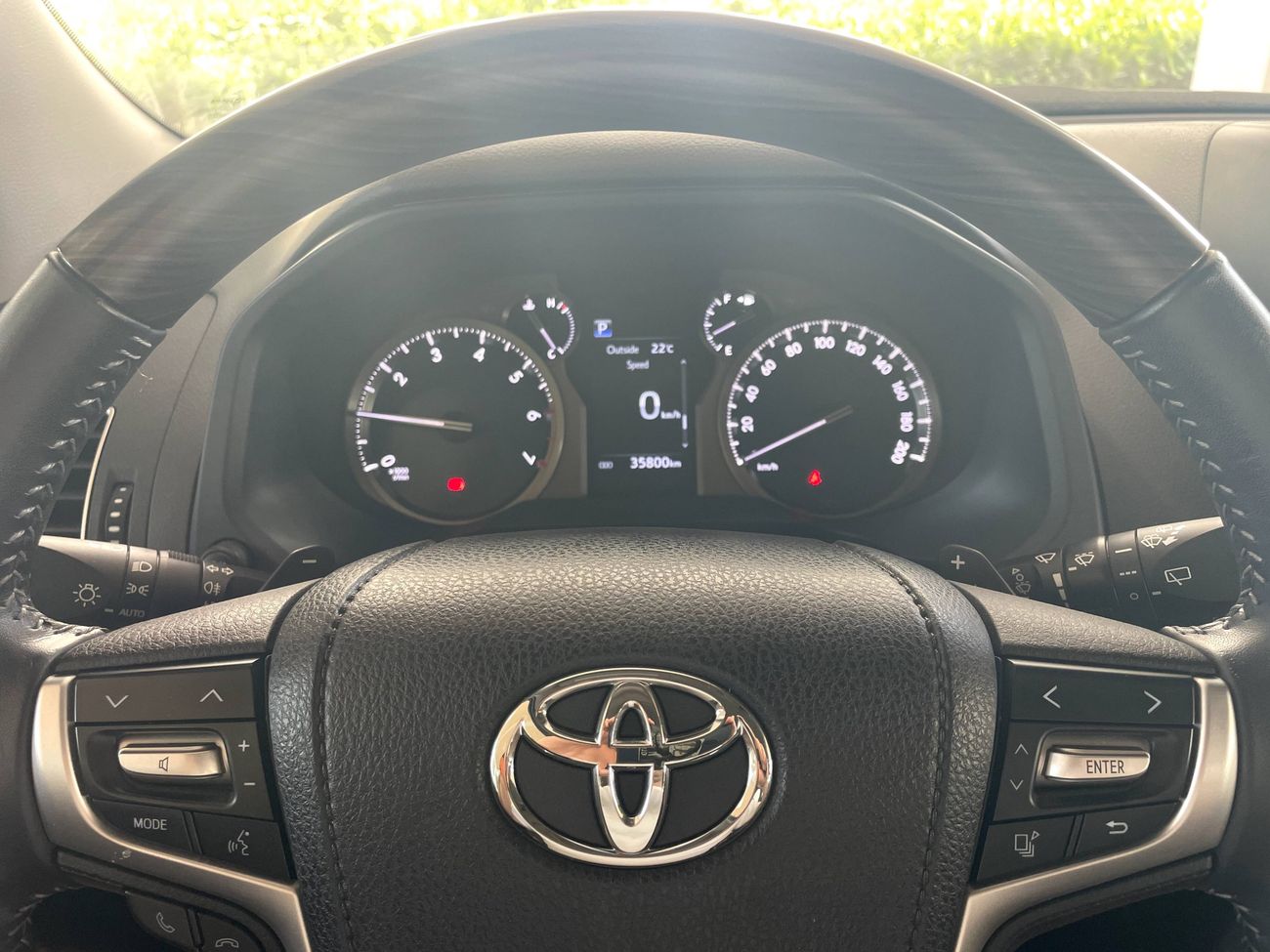 تويوتا برادو PRADO 4.0 VXE 7 LTHR