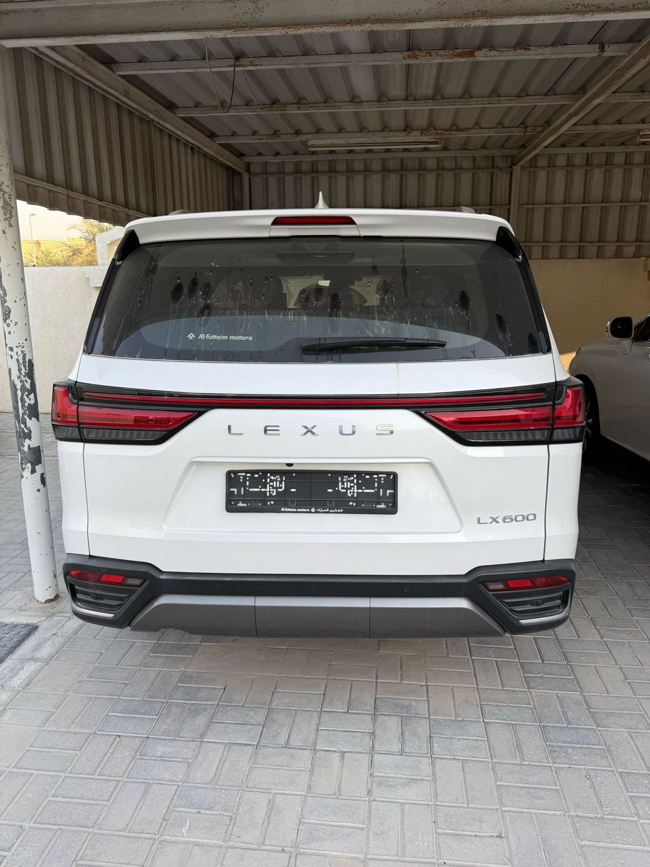 لكزس LX 600 AT / 3.5L V6 / POWER SEATS & LEATHER / SUNROOF / SPECIAL PROMOTION FOR LOCAL