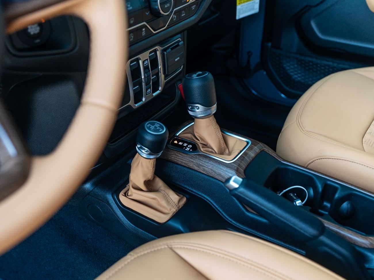 Jeep Wrangler Sport 3.6L A/T (4 Seater)