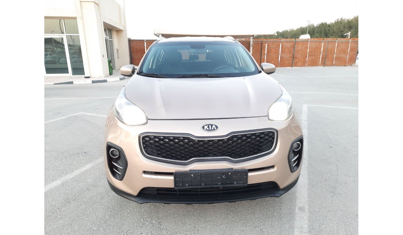 Kia Sportage Kia sportage 2016 GCC 2000CC very celen for sael