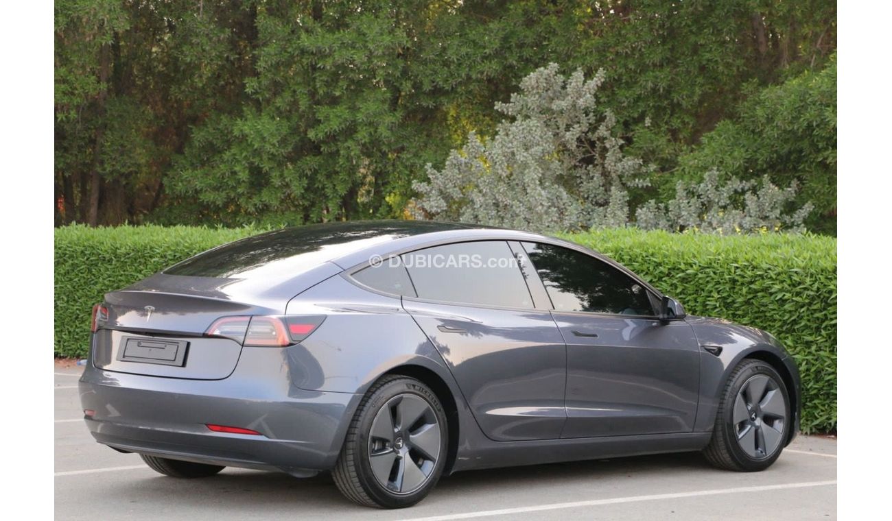 Tesla Model 3 TESLA MODEL 3 GCC 2023 Standard enhanced autopilot  Service history (under warranty) Original paint
