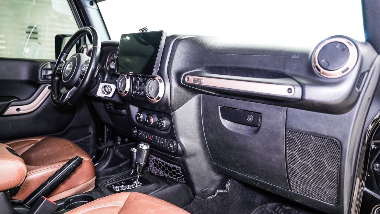 Jeep Wrangler SAHARA