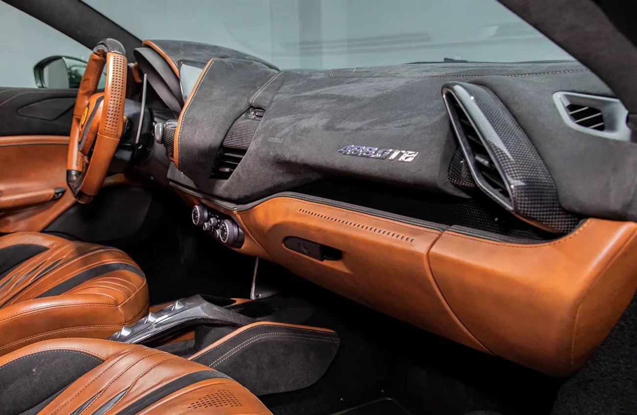 فيراري 488 GTB Standard