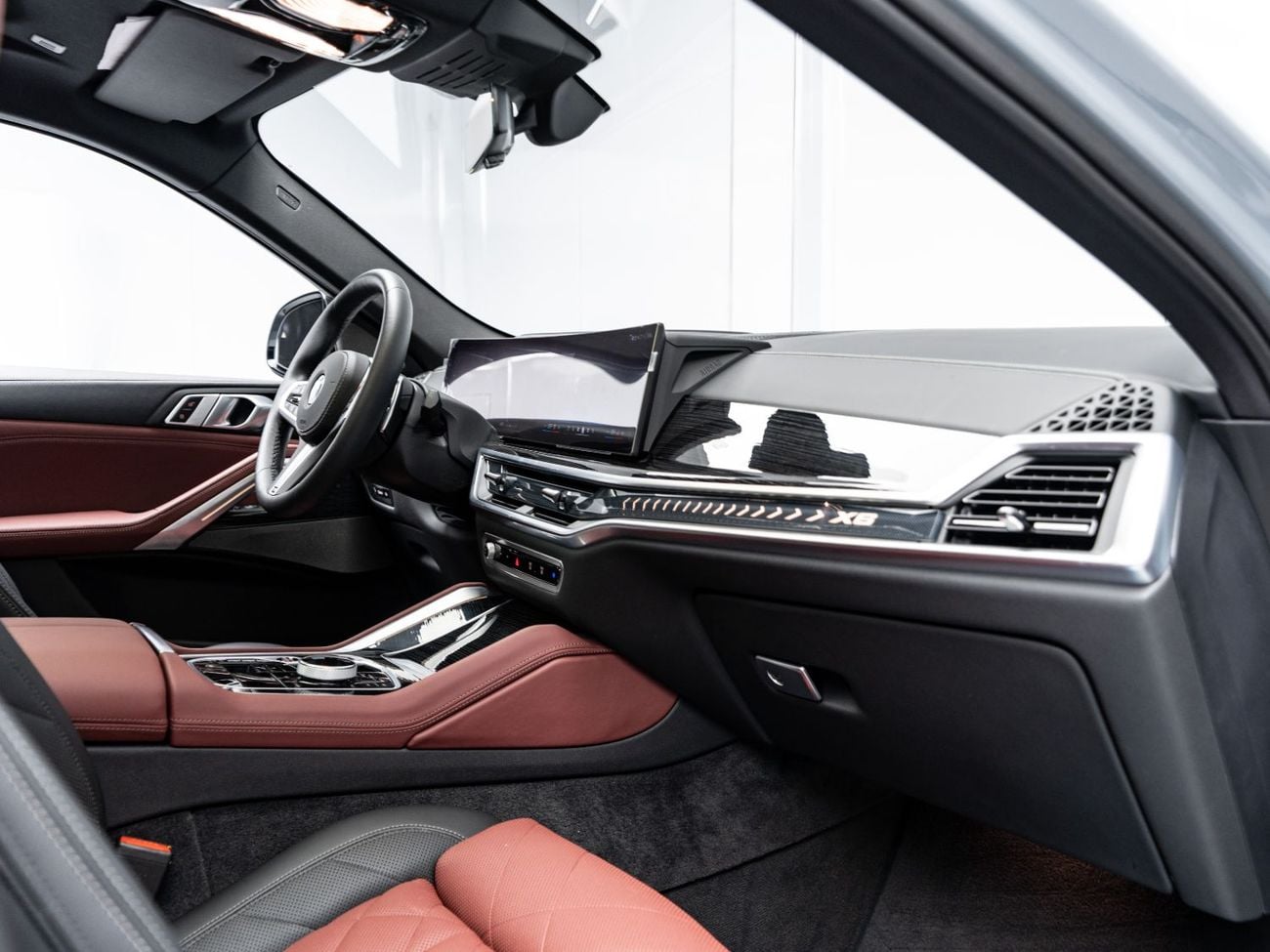 BMW X6 XDRIVE40I M SPORT BUY NOW, PAY 2027 | THE BLACKLINE STANDARD | BMW Warranty + Service Contract, GCC,