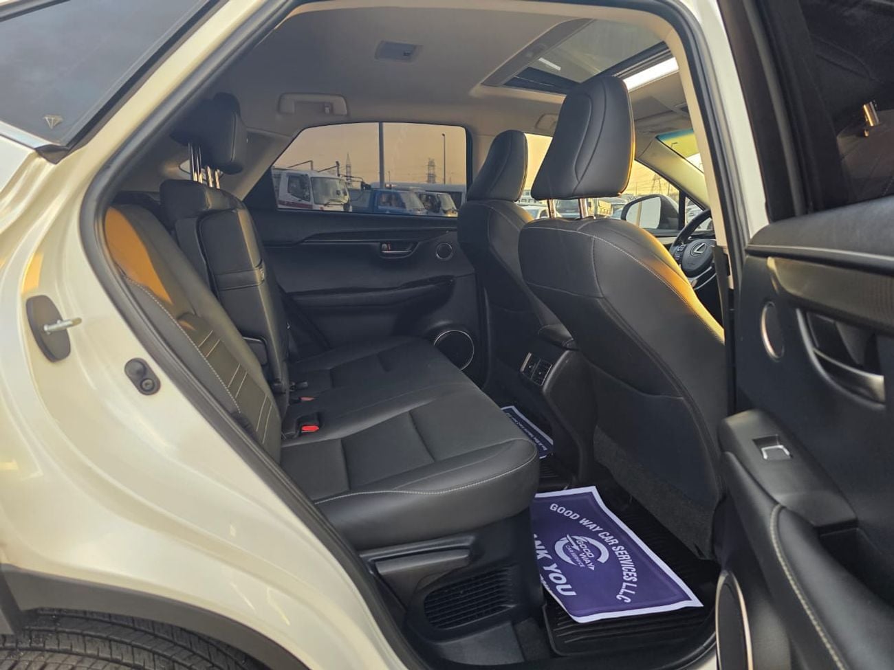 لكزس NX350h NX300 Hybrid