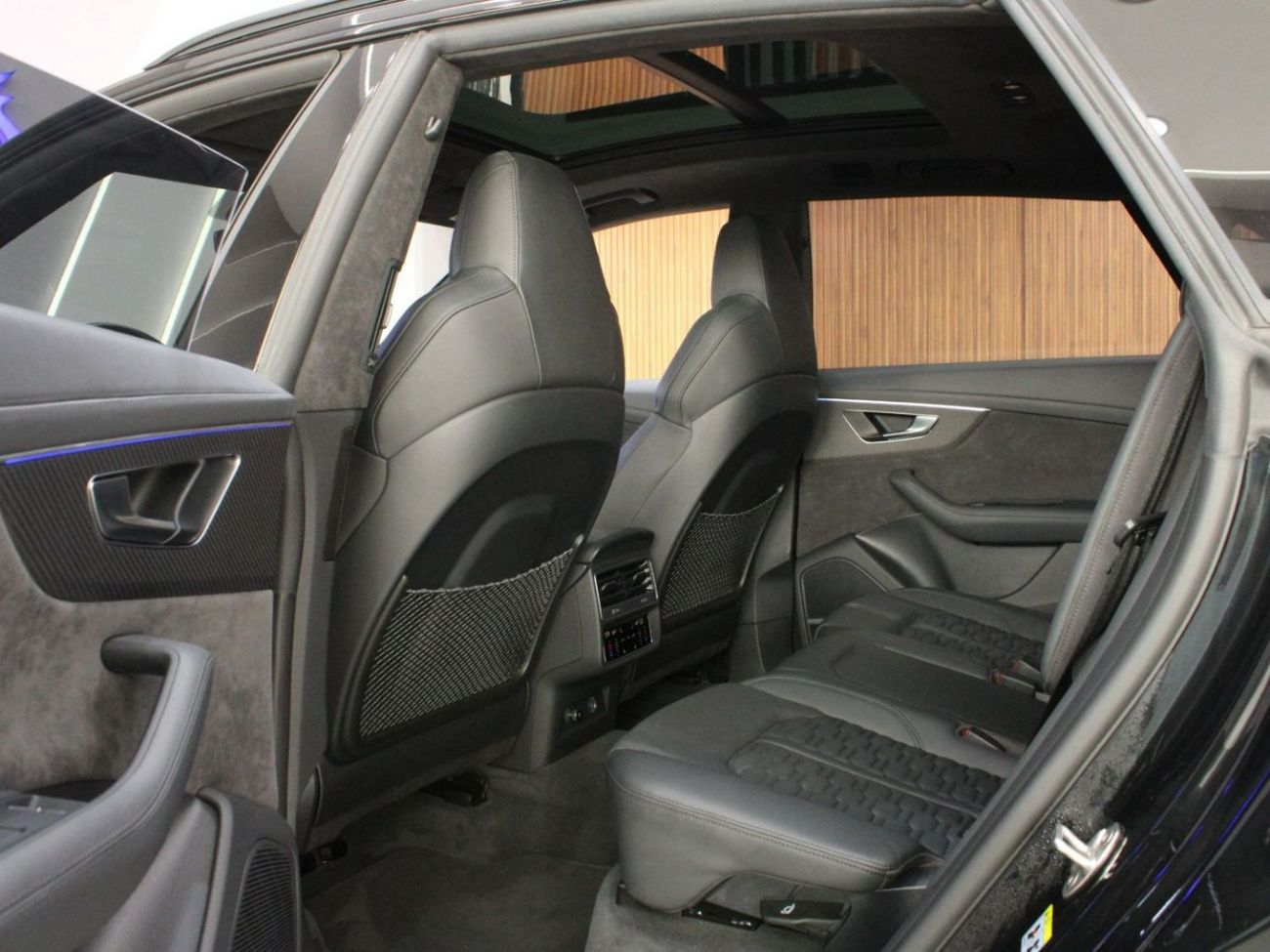 Audi RS Q8 TFSI quattro 4.0L