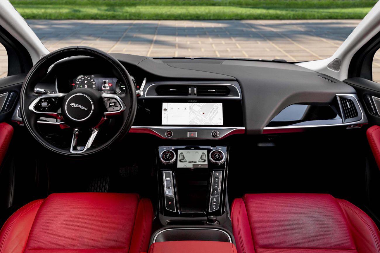 Jaguar I Pace 2,448 P.M | 0% Downpayment | I-PACE SE EV400 | AGENCY WARRANTY! | Ramadan Offer!