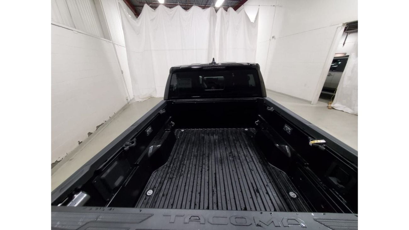 Toyota Tacoma TOYOTA TACOMA TRD SPORT PREMIUM 2024 PETROL canadian spec