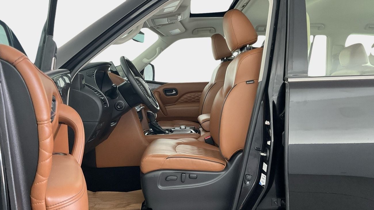 Infiniti QX80 5.6 SENSORY PRO AT 4WD 8 SEATS BLACK EDT | Guaranteed Warranty | 0 Down Payment