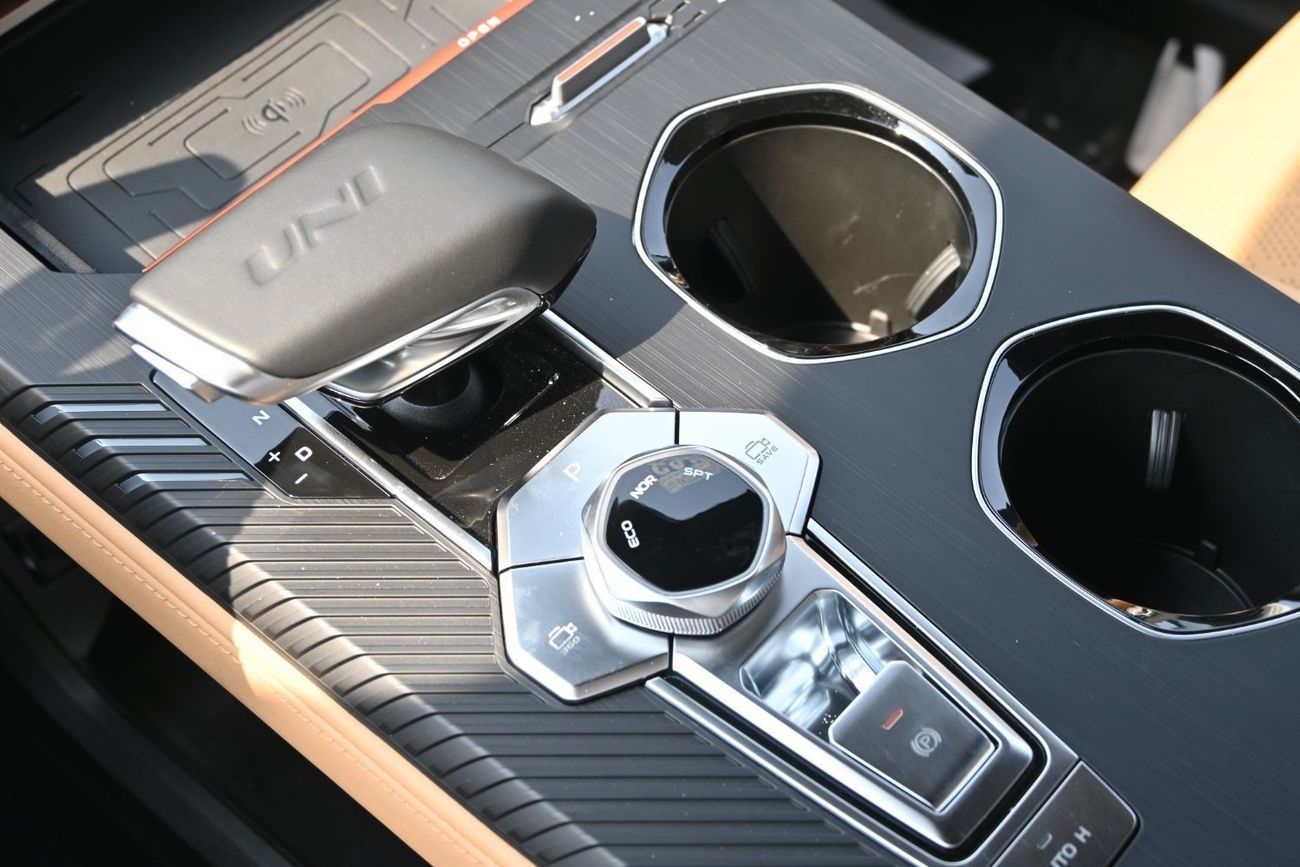 تشنجان يوني ك CHANGAN UNI-K 2.0L Turbo, AWD, Petrol, Model 2025, Color Black